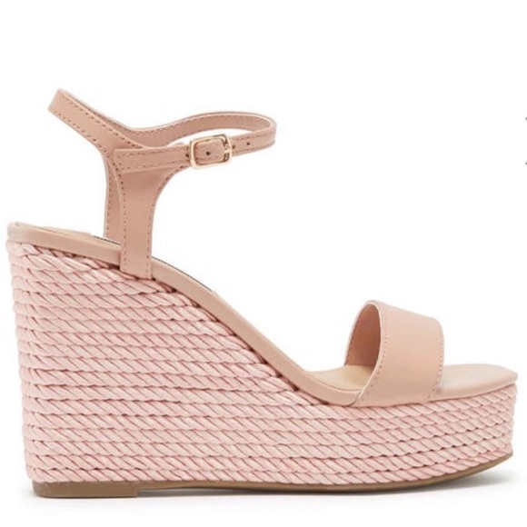 Steve Madden Blush Wedge Sandals NWOT - Picture 2 of 7